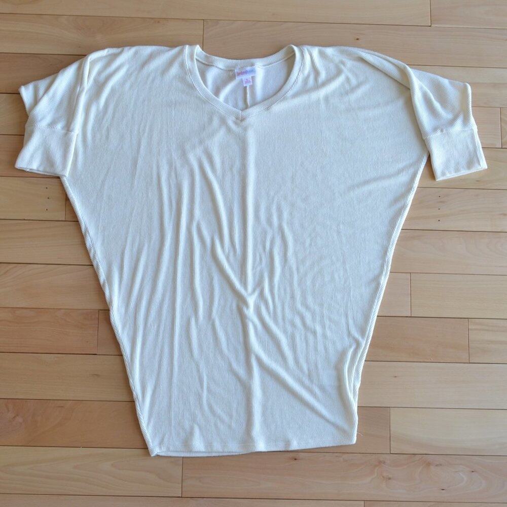 LuLaRoe Short Sleeve T Shirt